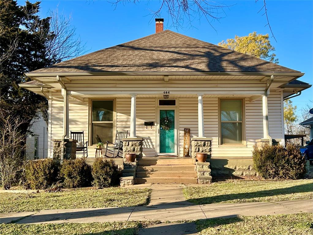 406 E Washington Avenue Property Photo