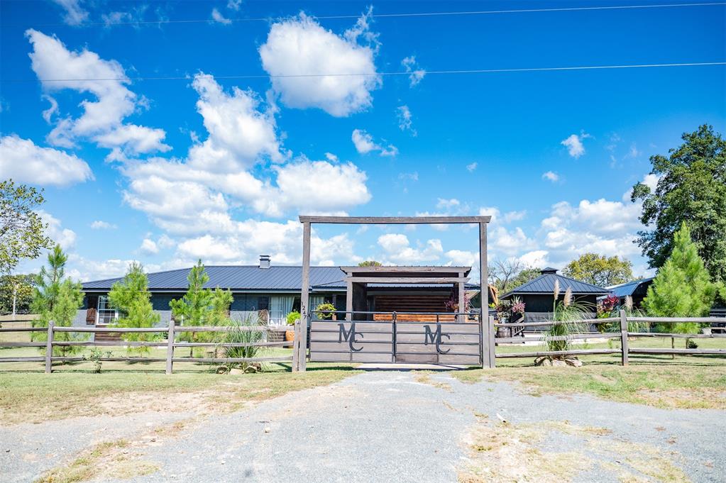 1247 Walden Road Property Photo