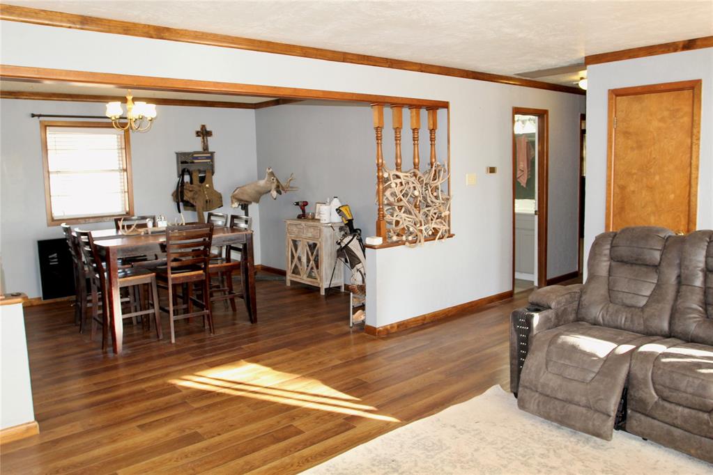 707 S Third Street Property Photo 6