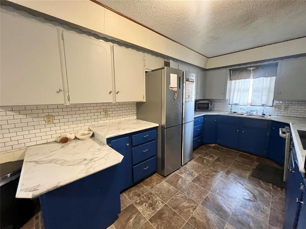 707 S Third Street Property Photo 19