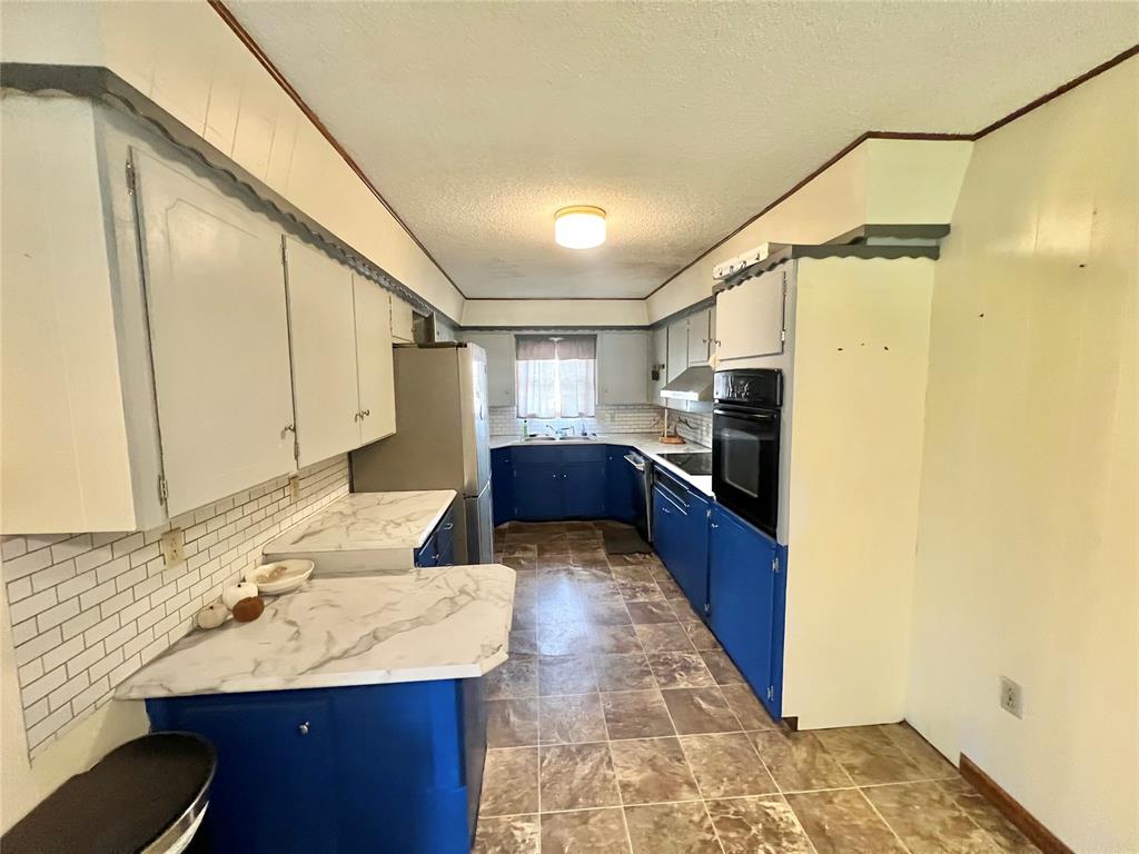 707 S Third Street Property Photo 20