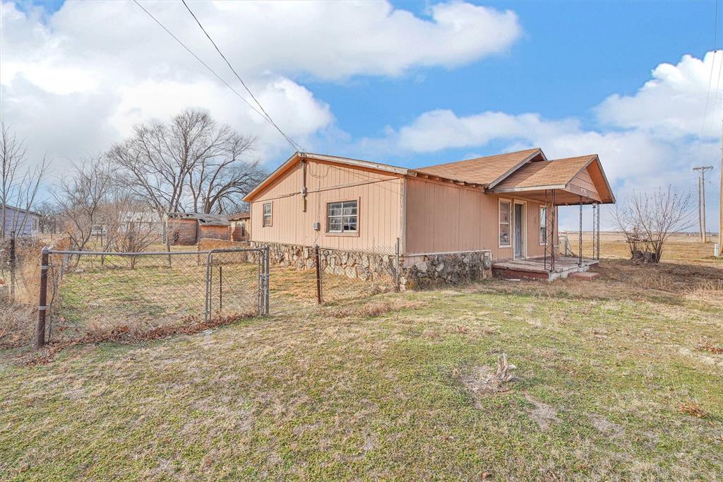 401 W Friendship Street Property Photo