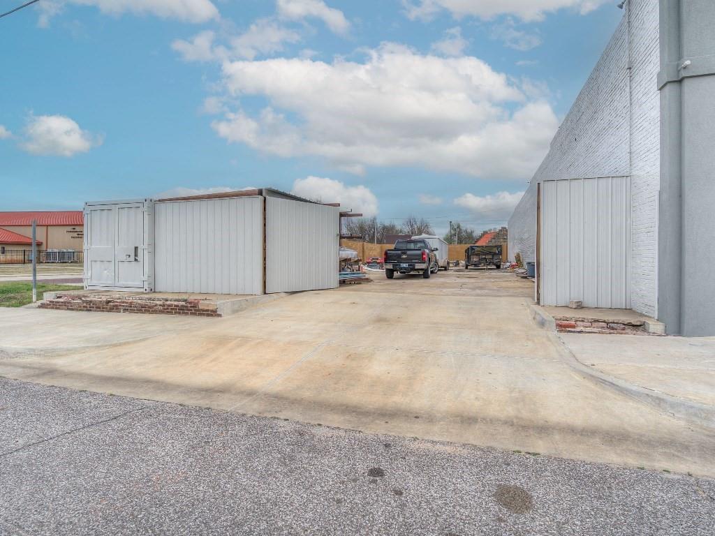127 N Minnesota Avenue Property Photo 32