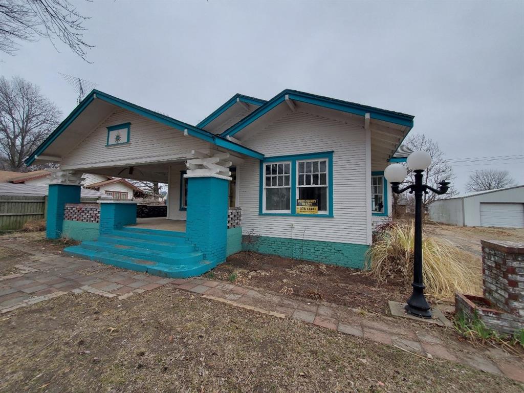309 S Canadian Street Property Photo
