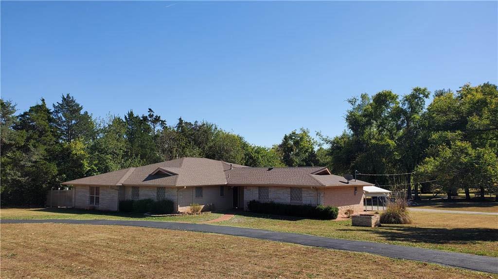 4700 Ne 33rd Street Property Photo