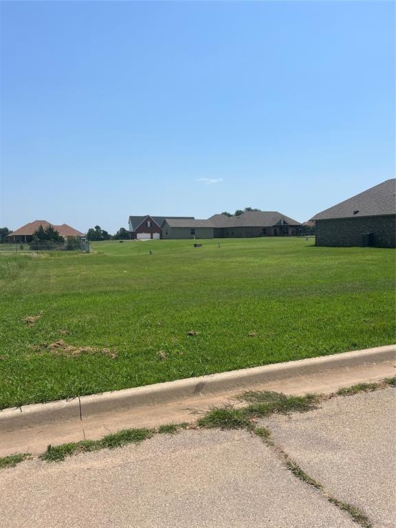 1906 Pinehurst Drive Property Photo