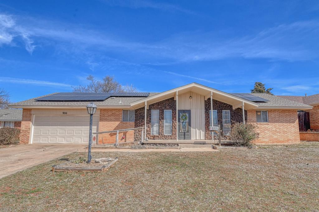 920 Walnut Court Property Photo