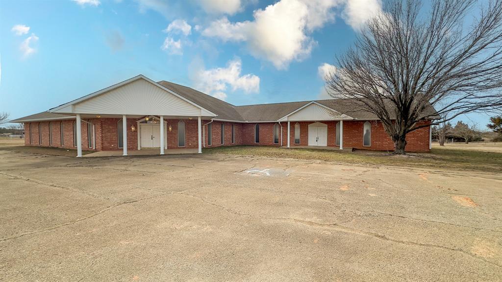 907 N Oklahoma Street Property Photo 1
