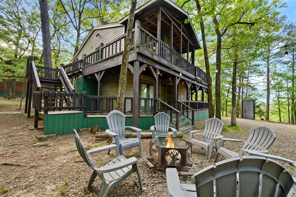 134 Split Shot Circle Property Photo 1