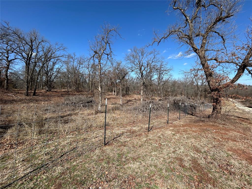 16005 Oakside Drive Property Photo 6
