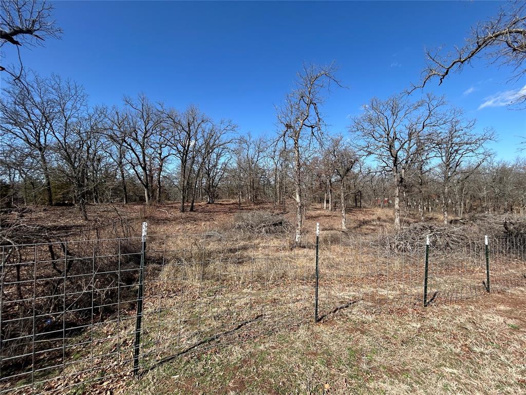 16005 Oakside Drive Property Photo 8