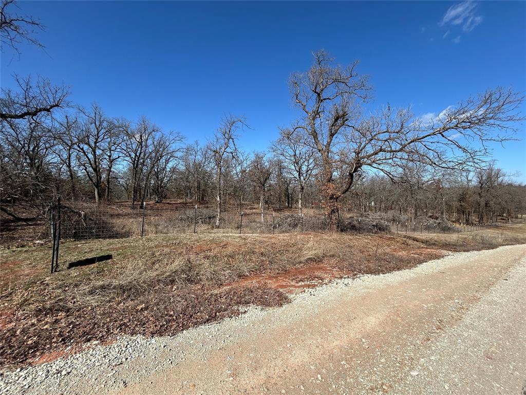 16005 Oakside Drive Property Photo 10