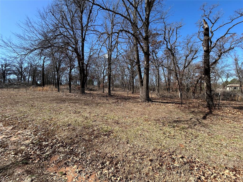 16005 Oakside Drive Property Photo 13