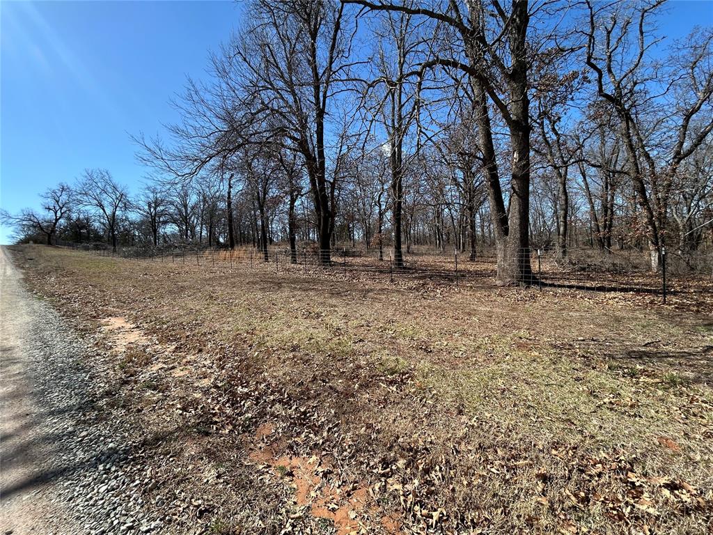 16005 Oakside Drive Property Photo 16