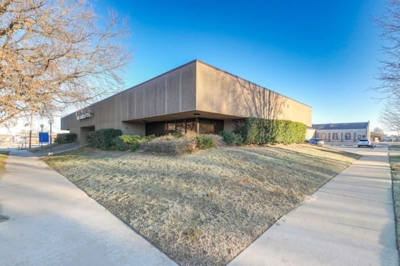 123 W Highland Street Property Photo 4