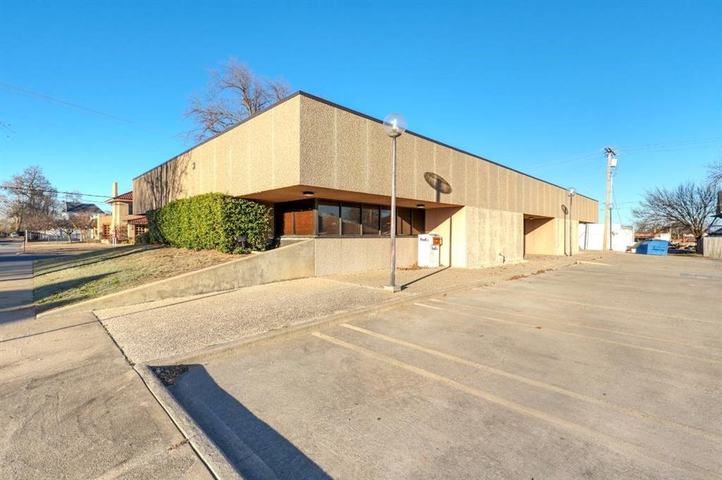 123 W Highland Street Property Photo 46