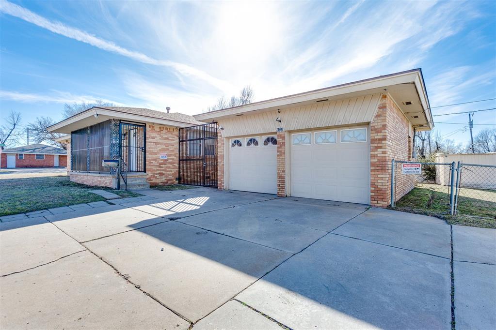 4213 S Walker Avenue Property Photo