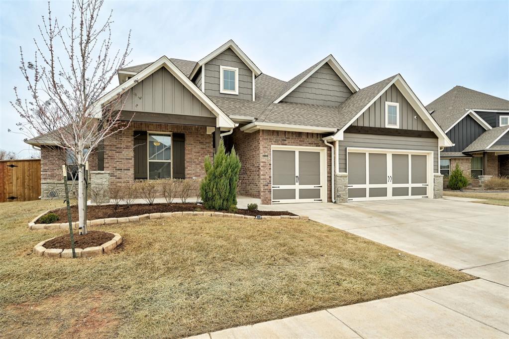12709 Pinewood Lane Property Photo