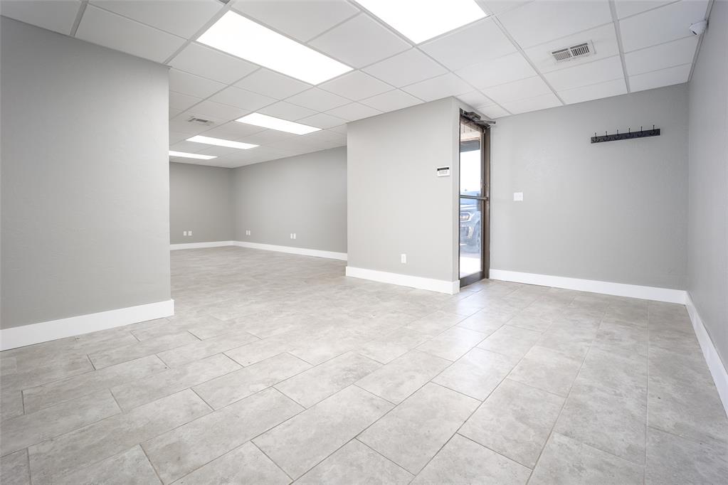 3221 Bart Conner Drive H Property Photo 3