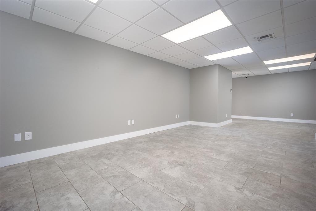 3221 Bart Conner Drive H Property Photo 6