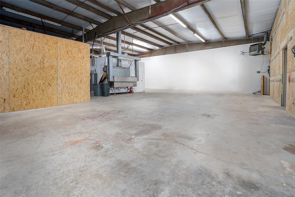 3221 Bart Conner Drive H Property Photo 9