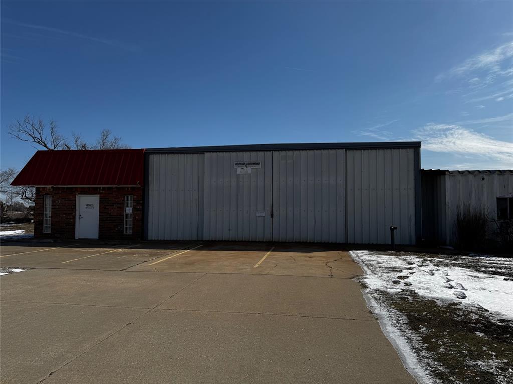7801 N Harrison Avenue Property Photo 1