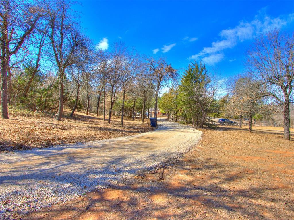 10100 Oakview Road Property Photo