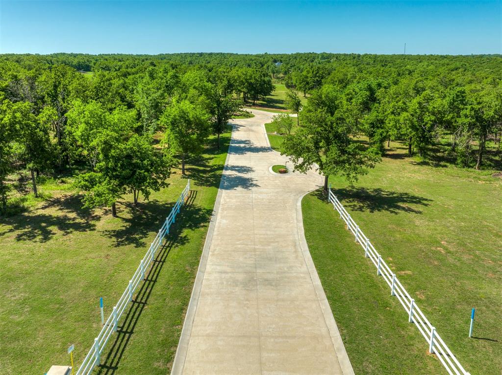 9162 Creek View Road Property Photo 9
