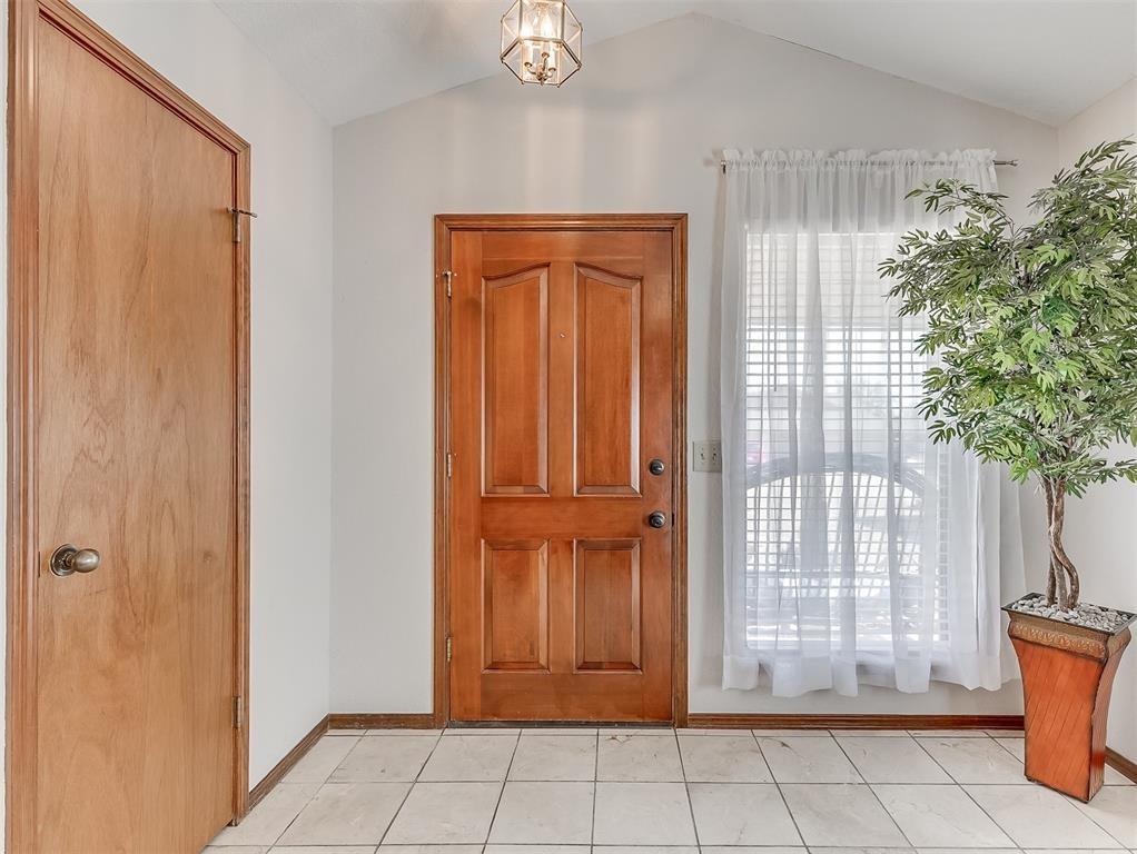 4403 S Olie Avenue Property Photo 7