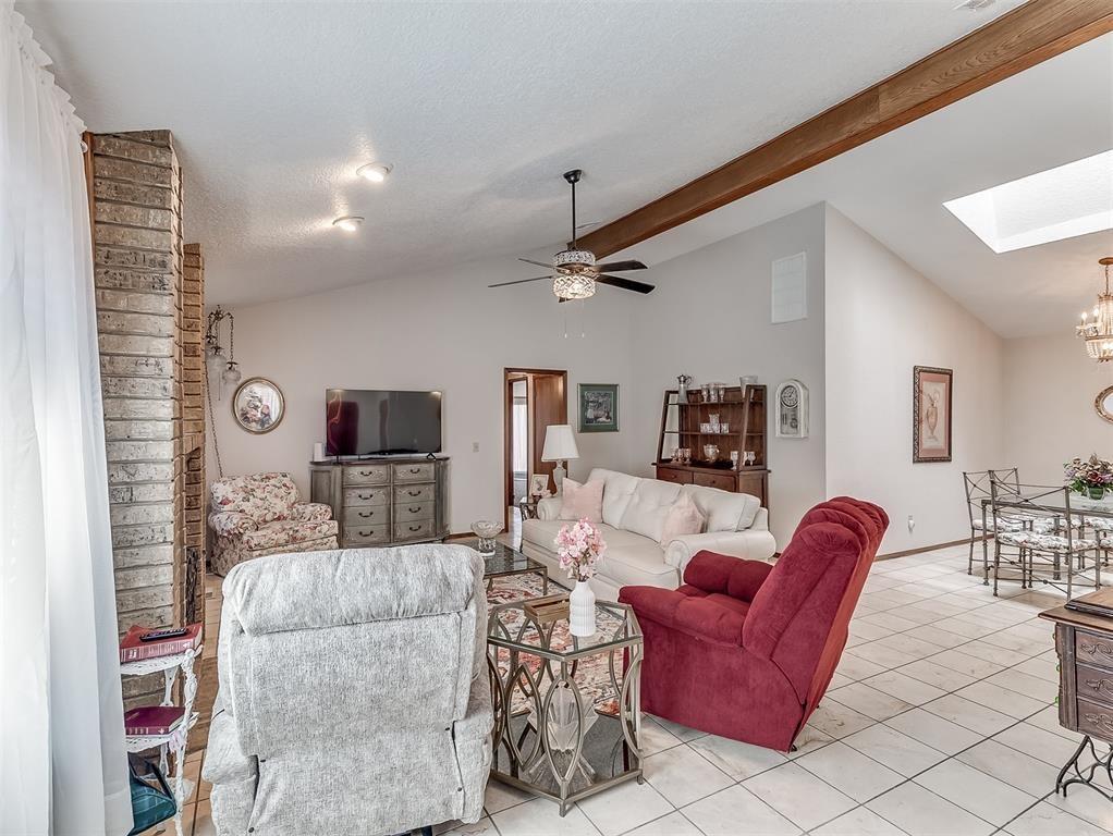 4403 S Olie Avenue Property Photo 9