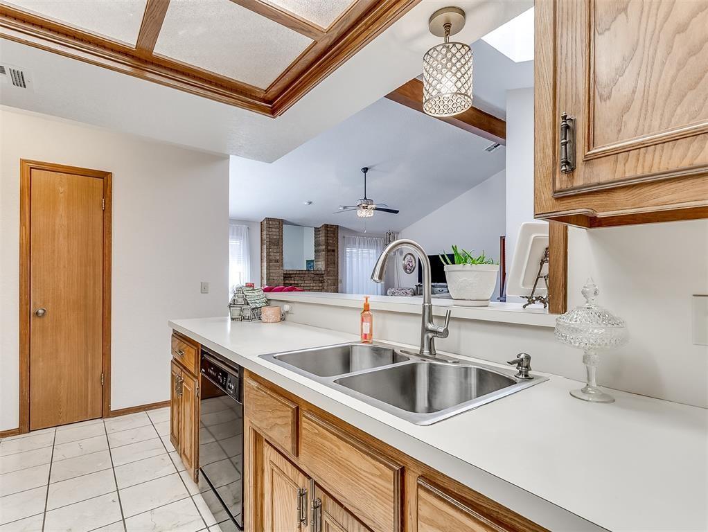 4403 S Olie Avenue Property Photo 15
