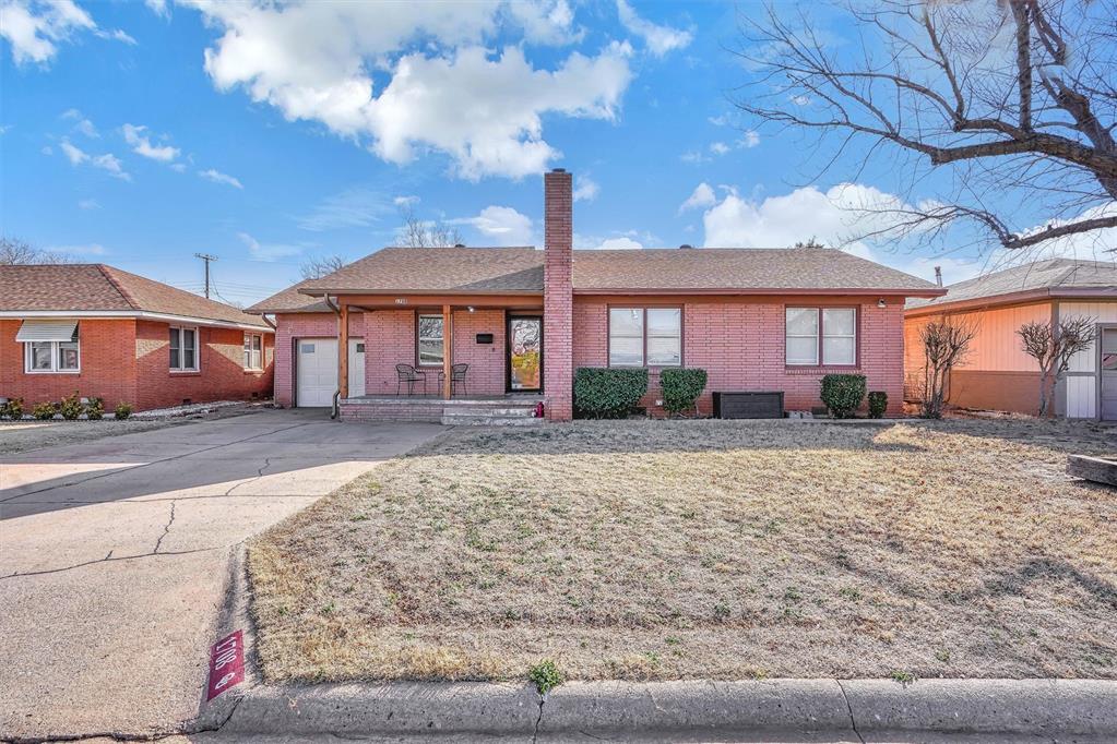 1708 N Lee Street Property Photo