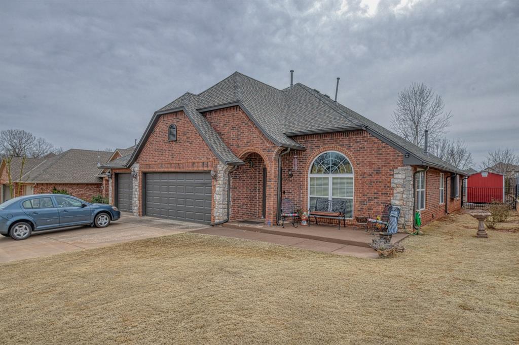 3304 Valley Brook Property Photo