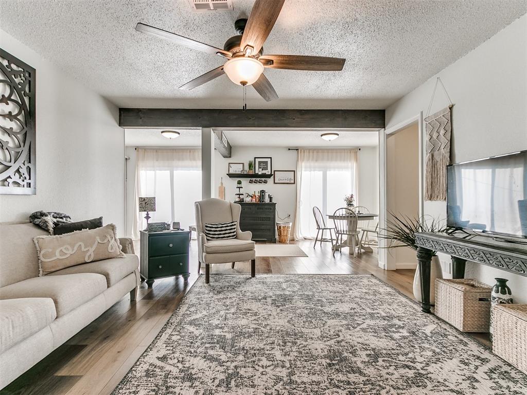 2101 N Tucker Avenue Property Photo
