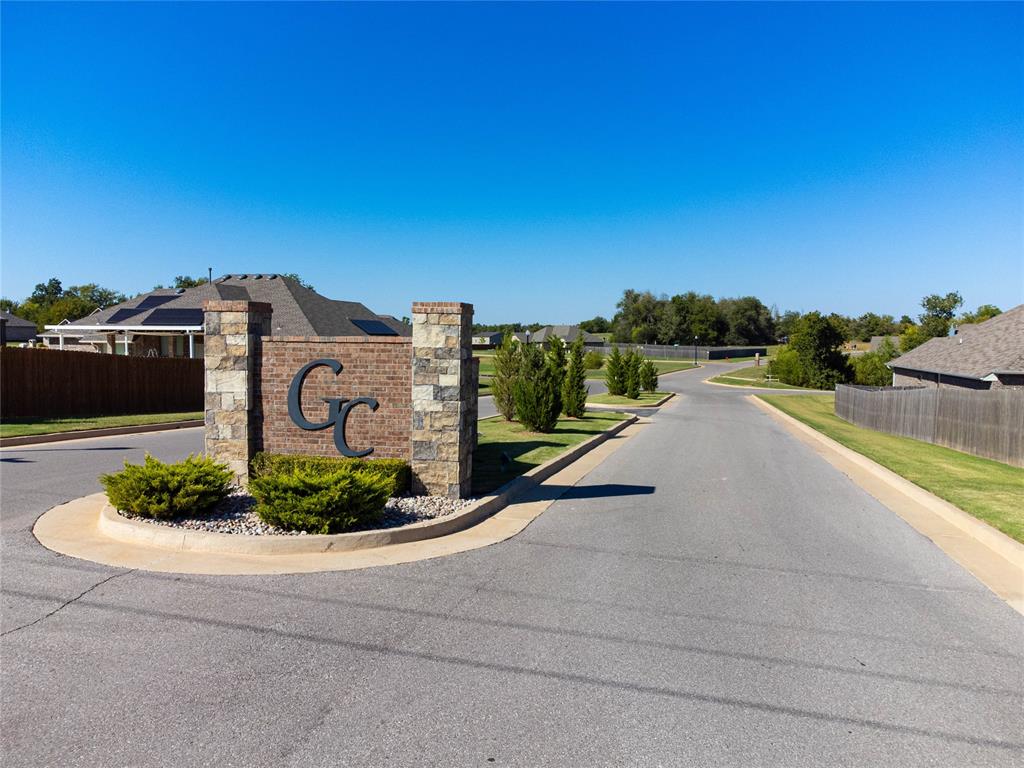 10200 Gentry Crossing Property Photo
