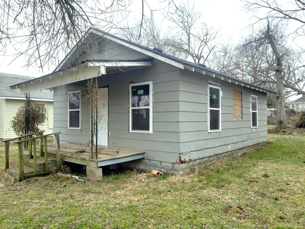 405 N Echo Street Property Photo