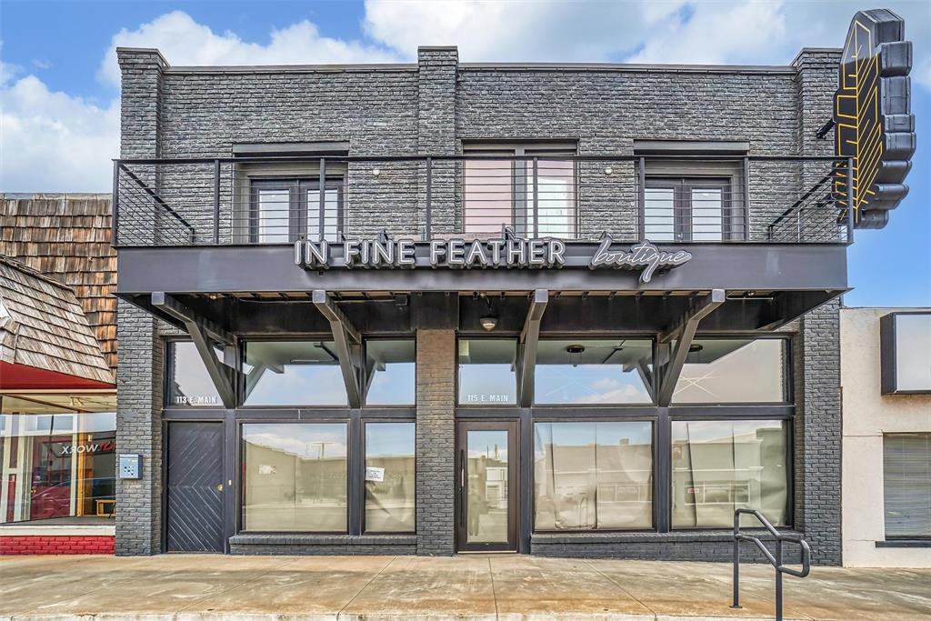 115 E Main Street Property Photo