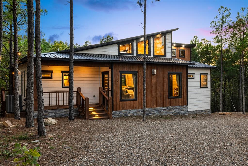 360 Timberline Trail Property Photo