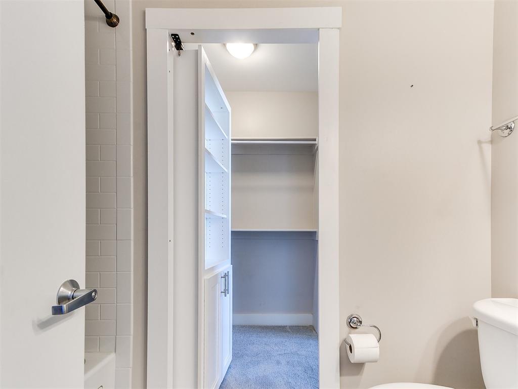 444 N Central Avenue 110 Property Photo 24