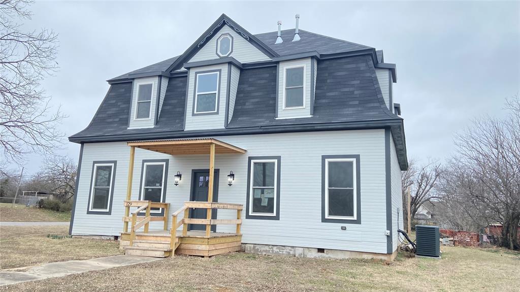 129 S 8th Street Property Photo