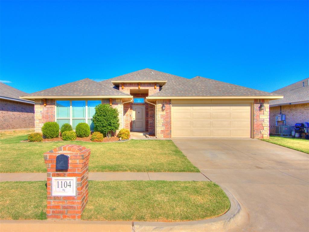 1104 Hickory Creek Drive Property Photo
