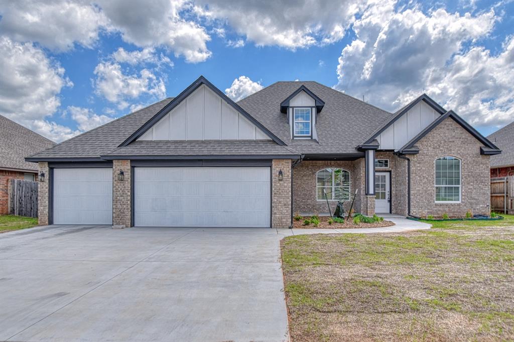2125 Valley Hollow Property Photo