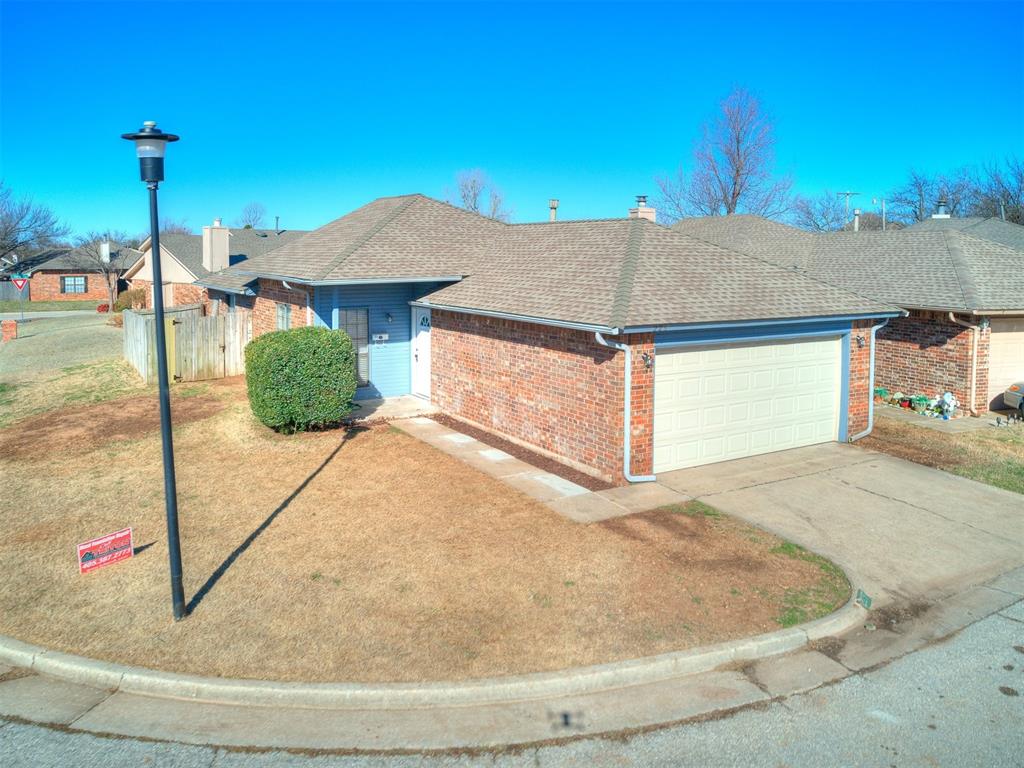 225 Sw 92nd Street Property Photo