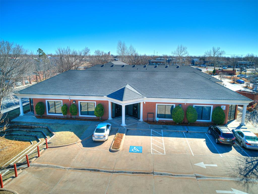 609 S Kelly Avenue F 1,2 & 3,4 Property Photo