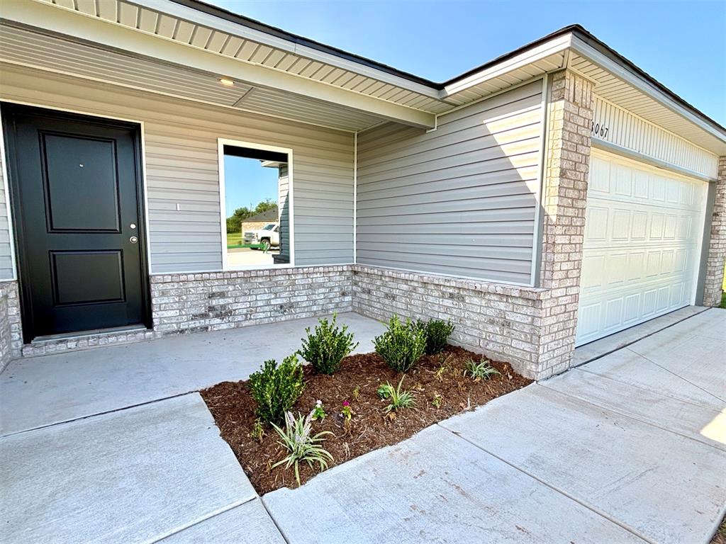 43067 Wagon Trail Property Photo 7