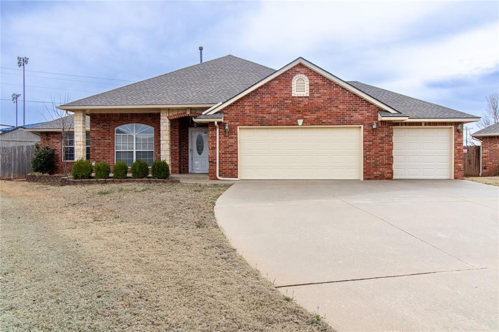 1280 Douglas Circle Property Photo