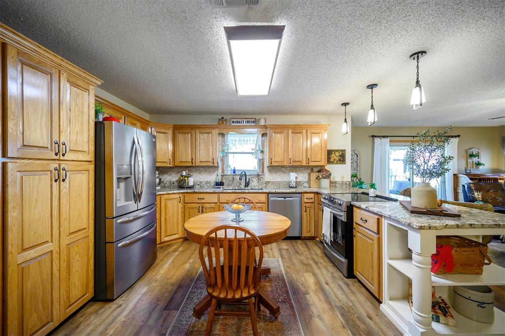 908 Circle Drive Property Photo