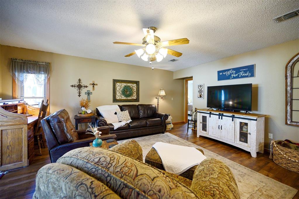 908 Circle Drive Property Photo 16