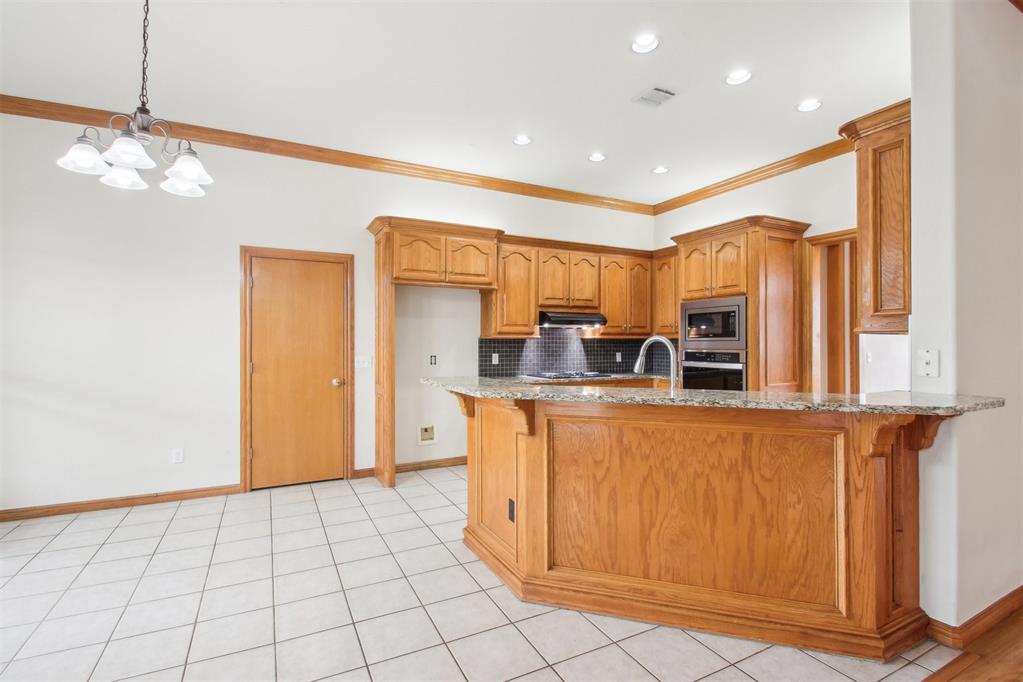 5501 Lanceshire Lane Property Photo 13