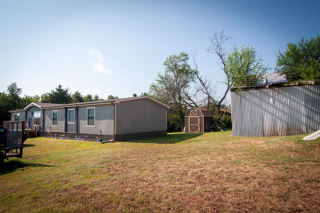 10725 Willis Road 1/2 Property Photo